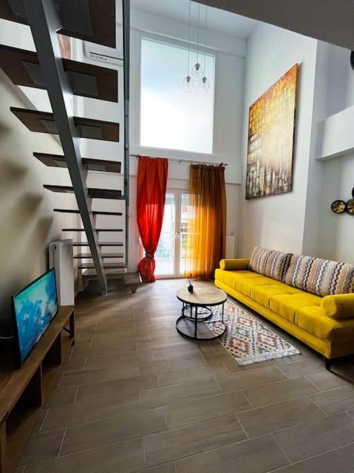 Escala Luxury Loft 2 In The Center &Free Parking Apartment Volos Exterior photo